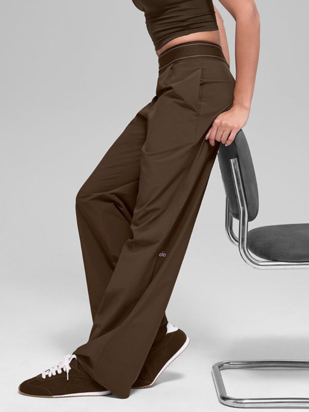 💐ALO Yoga Women's Espresso Wide-Leg Straight Suit Up Pants 😝 30” Inseam | New - Picture 8 of 8